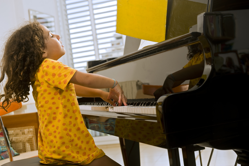 Is 5 Too Early for Piano Lessons? Exploring the Benefits of Starting Young